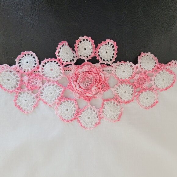 Handmade Crochet pillowcases - Picture 3 of 6